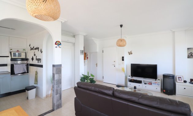 Resale - Duplex -
Daya Vieja - Daya Vieja - Town