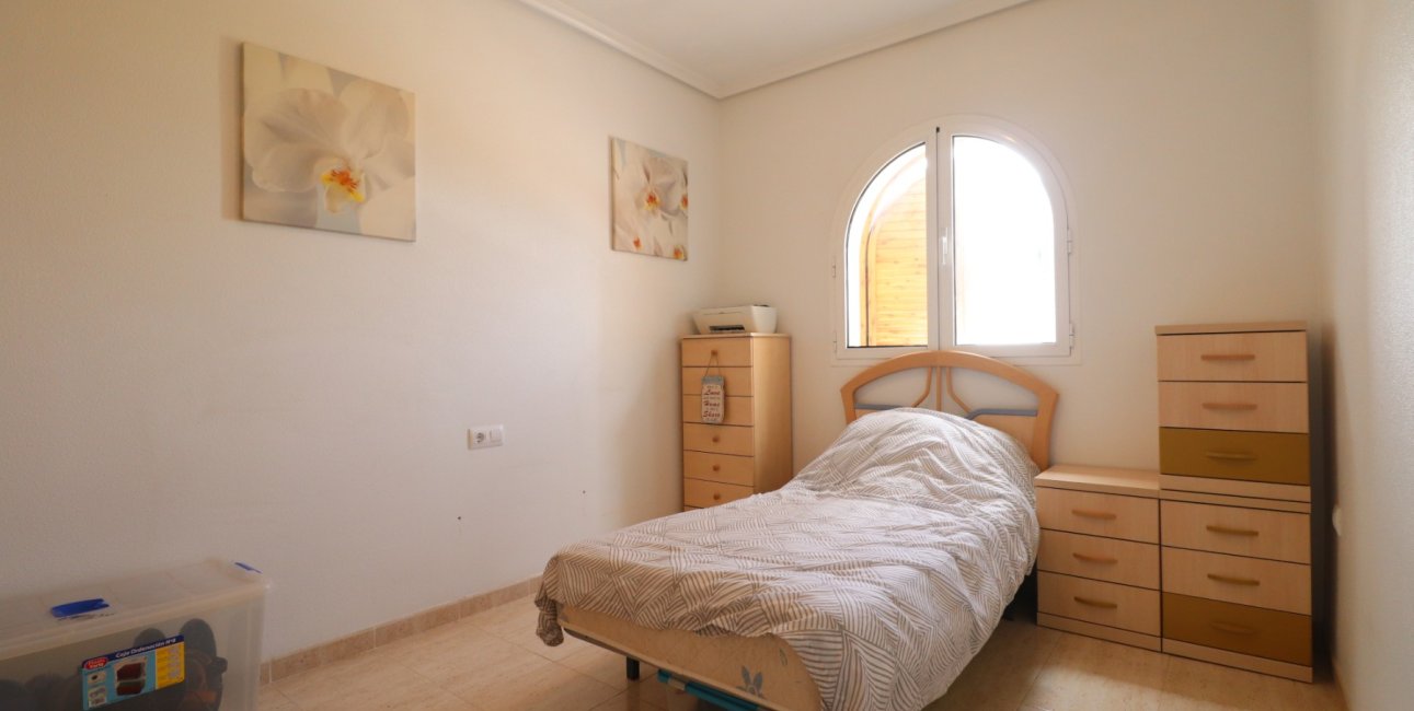 Resale - Duplex -
Daya Vieja - Daya Vieja - Town