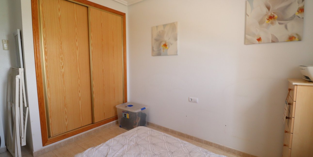 Resale - Duplex -
Daya Vieja - Daya Vieja - Town