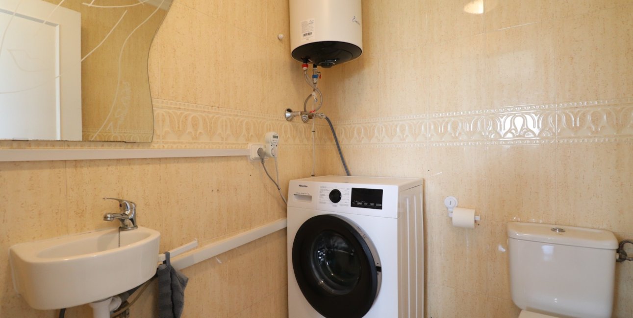 Resale - Duplex -
Daya Vieja - Daya Vieja - Town