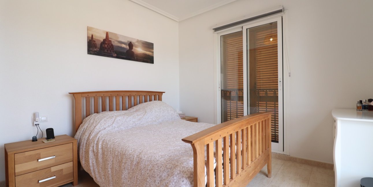 Resale - Duplex -
Daya Vieja - Daya Vieja - Town