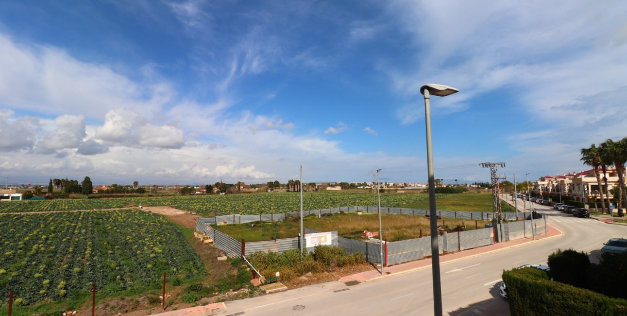 Resale - Duplex -
Daya Vieja - Daya Vieja - Town