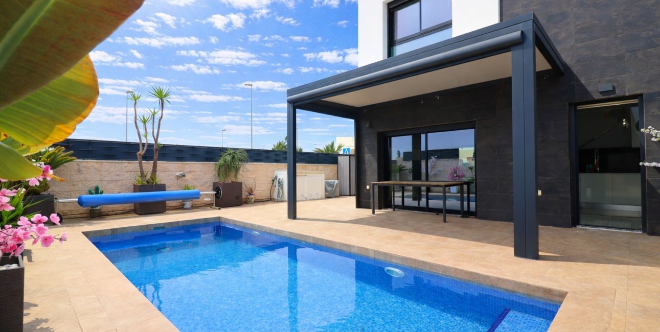 Rynek wtórny - Willa -
Benijofar - Benijofar - Village