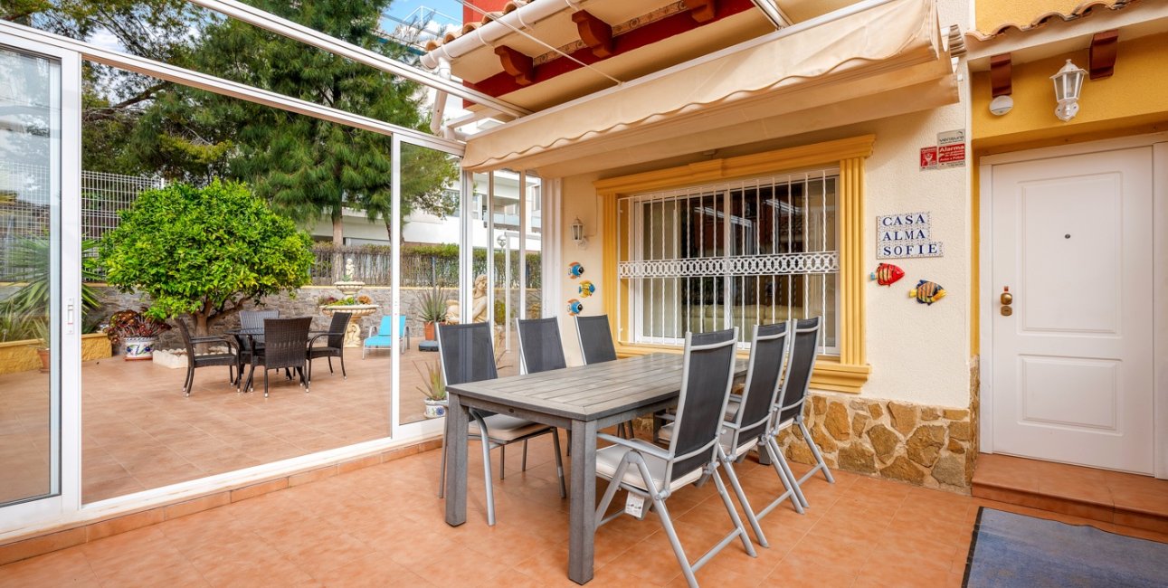 Resale - Townhouse -
Orihuela Costa - Villamartin