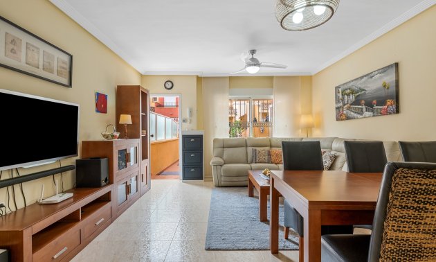 Resale - Townhouse -
Orihuela Costa - Villamartin