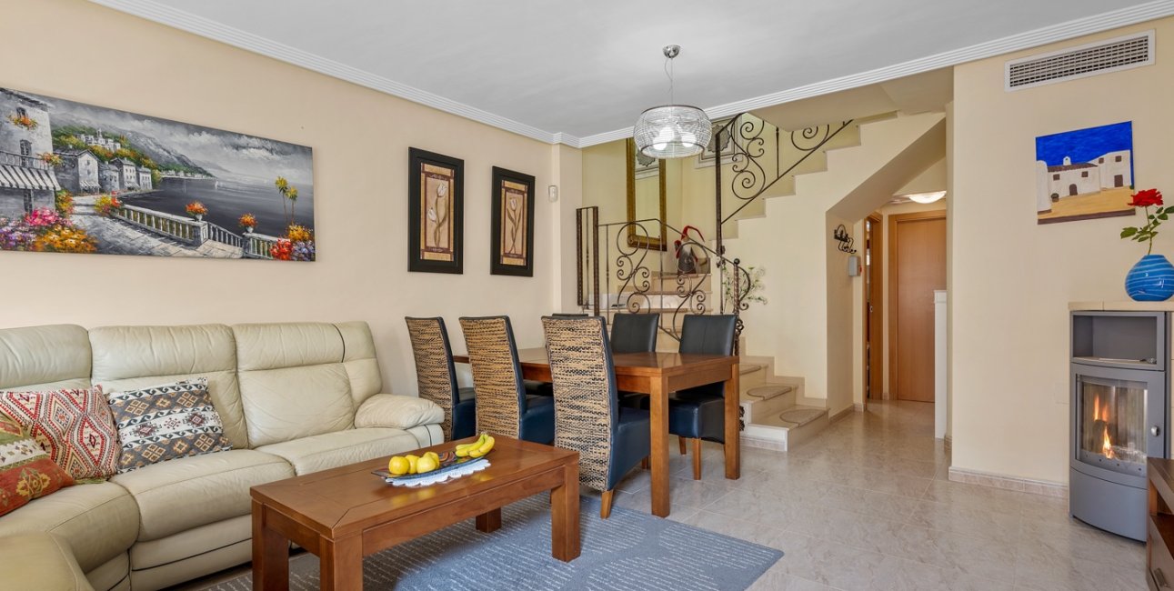 Resale - Townhouse -
Orihuela Costa - Villamartin