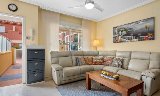 Resale - Townhouse -
Orihuela Costa - Villamartin