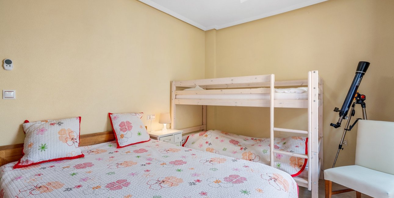 Resale - Townhouse -
Orihuela Costa - Villamartin