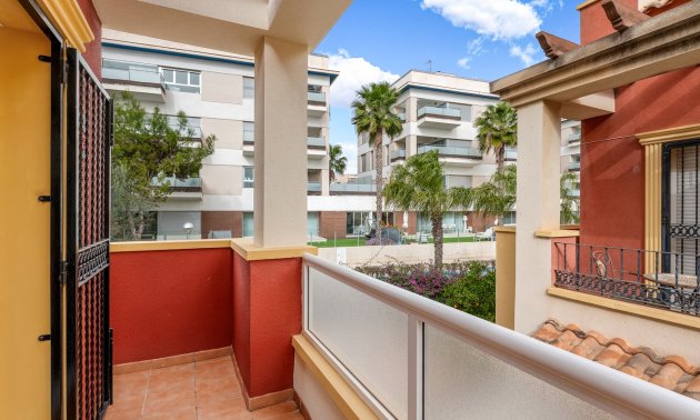 Resale - Townhouse -
Orihuela Costa - Villamartin