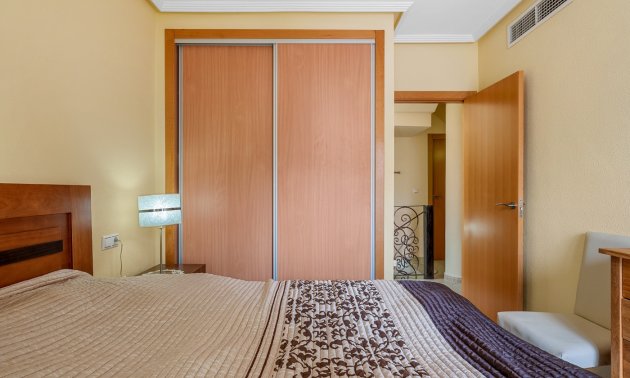 Resale - Townhouse -
Orihuela Costa - Villamartin