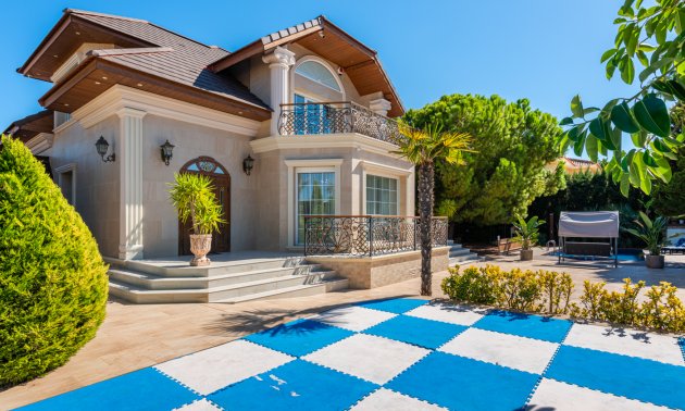 Resale - Villa -
Ciudad Quesada - Doña Pepa