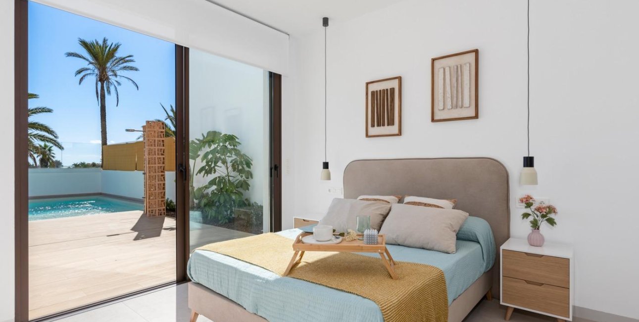 Obra nueva - Villa -
Los Alcázares - Serena Golf