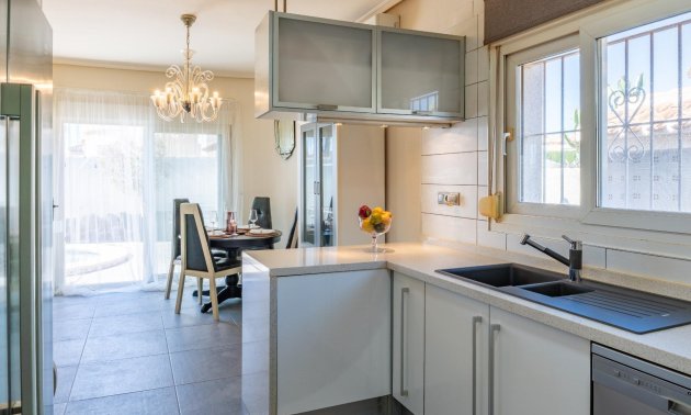 Resale - Villa -
Orihuela Costa - Playa Flamenca