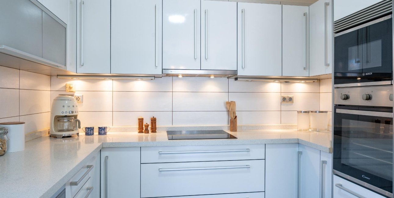 Resale - Villa -
Orihuela Costa - Playa Flamenca