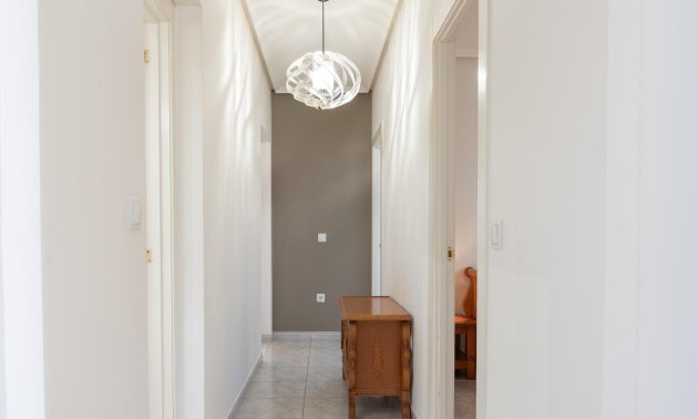 Resale - Villa -
Orihuela Costa - Playa Flamenca