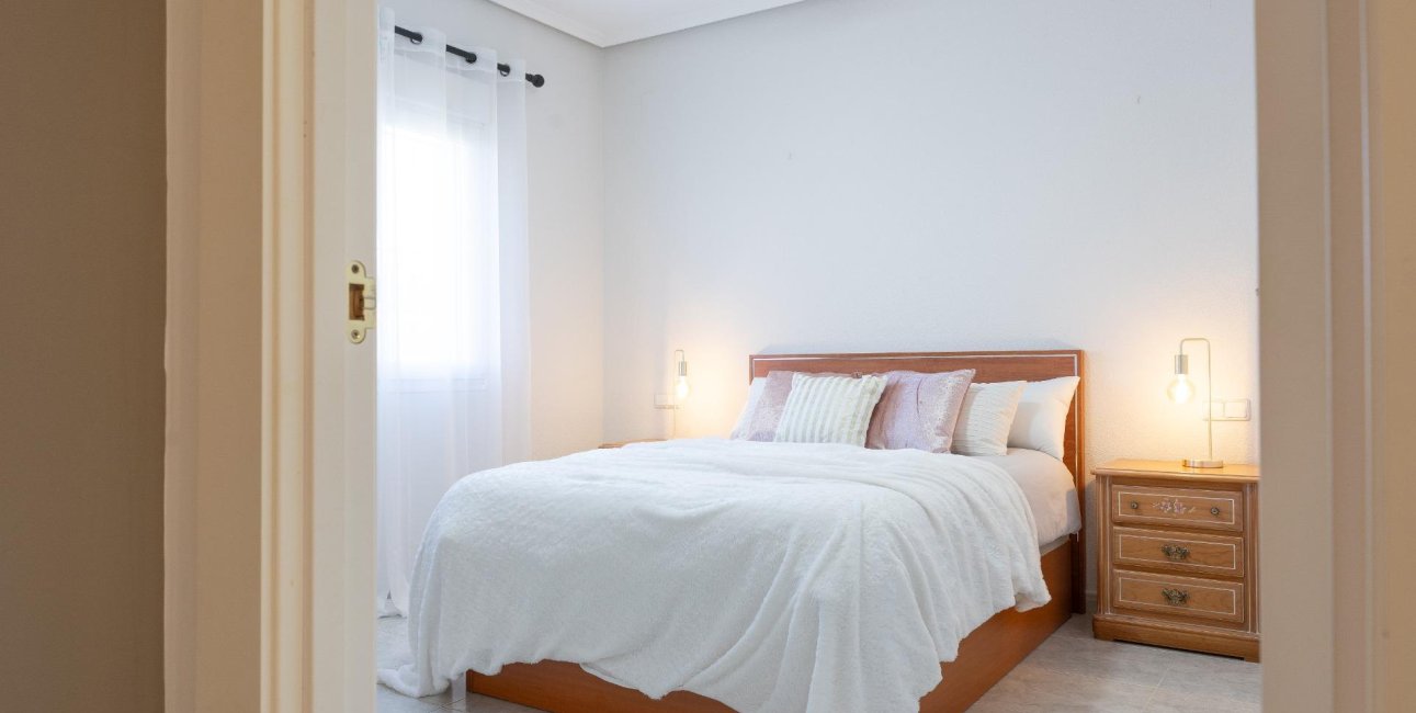 Resale - Villa -
Orihuela Costa - Playa Flamenca