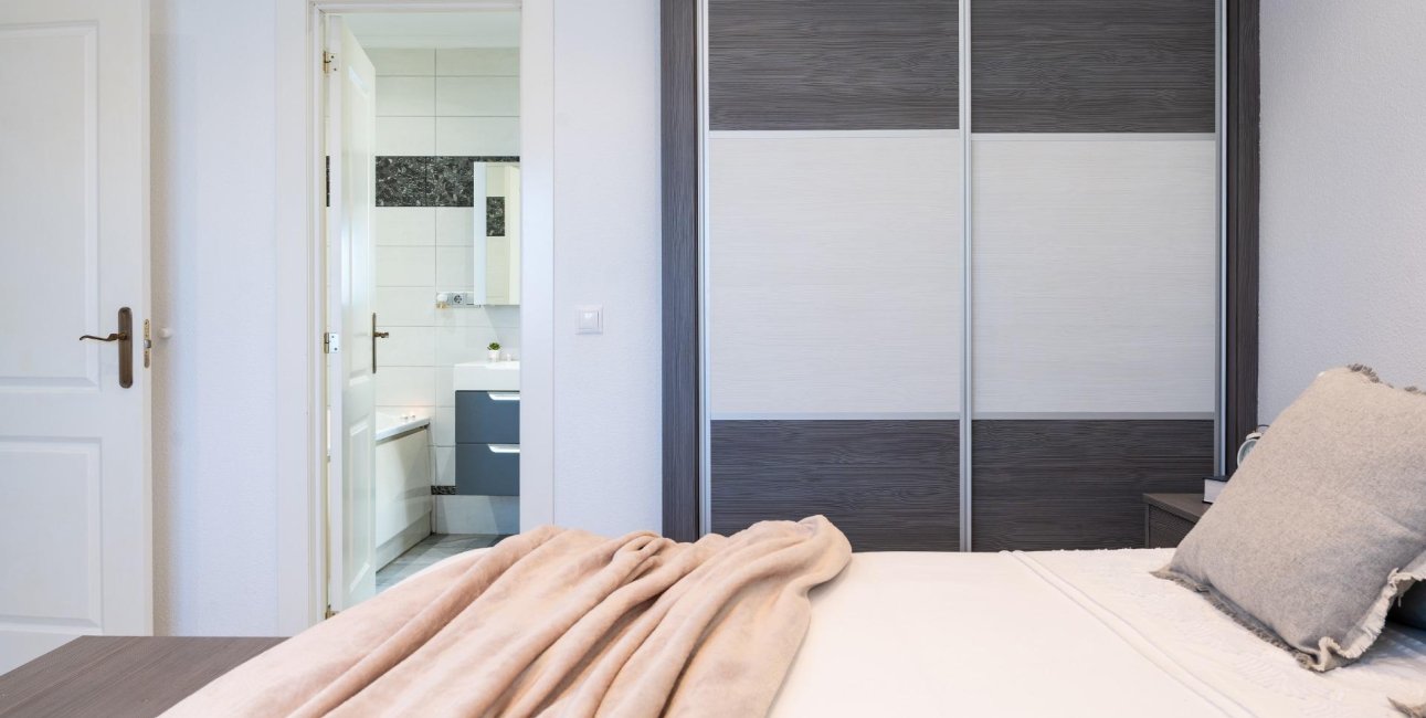 Resale - Villa -
Orihuela Costa - Playa Flamenca