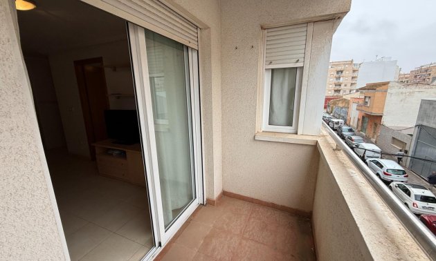 Resale - Apartment / flat -
Torrevieja - Centro