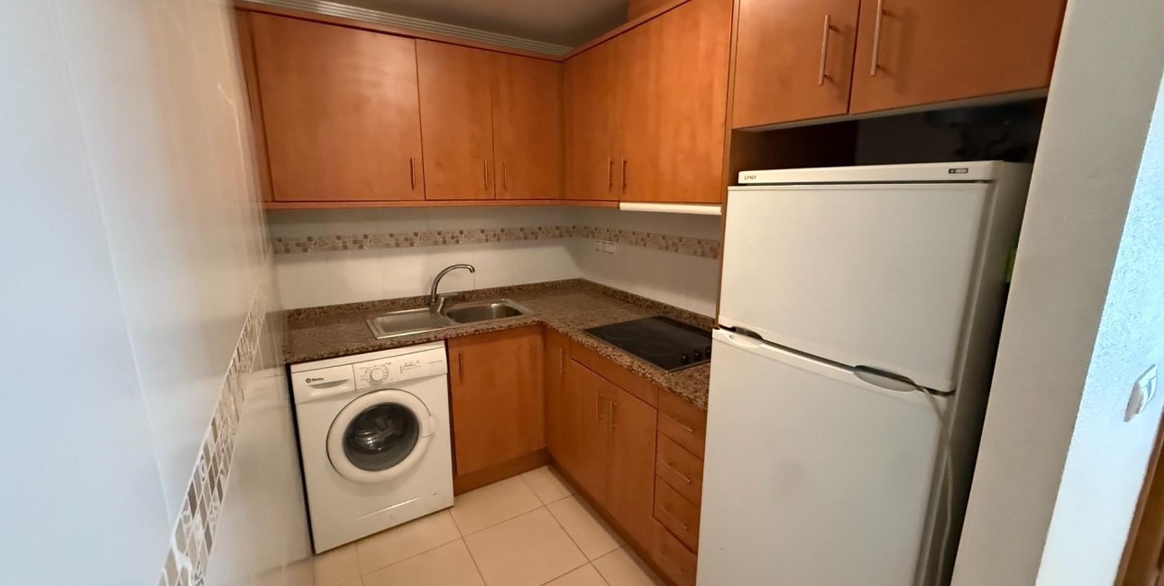 Resale - Apartment / flat -
Torrevieja - Centro