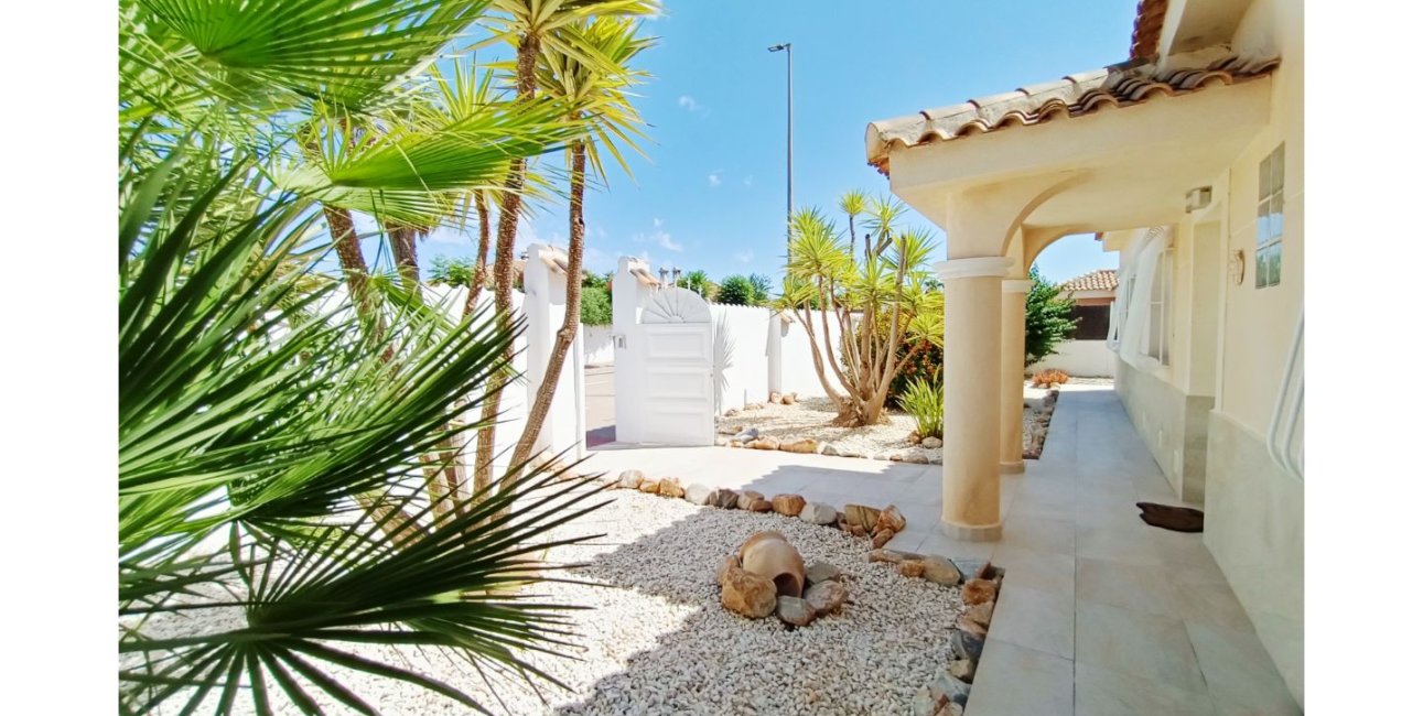 Rynek wtórny - Willa -
Gea Y Truyols