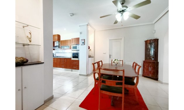 Rynek wtórny - Willa -
Gea Y Truyols