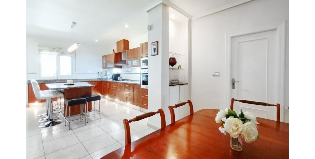 Rynek wtórny - Willa -
Gea Y Truyols