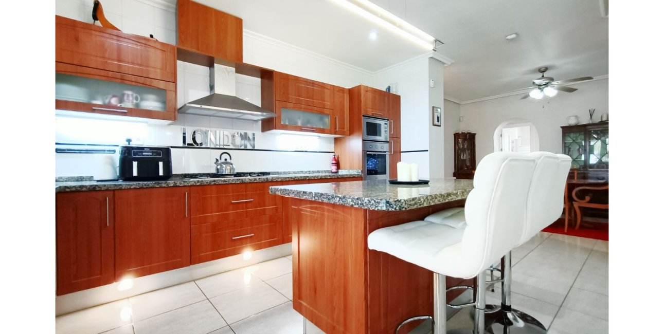 Rynek wtórny - Willa -
Gea Y Truyols