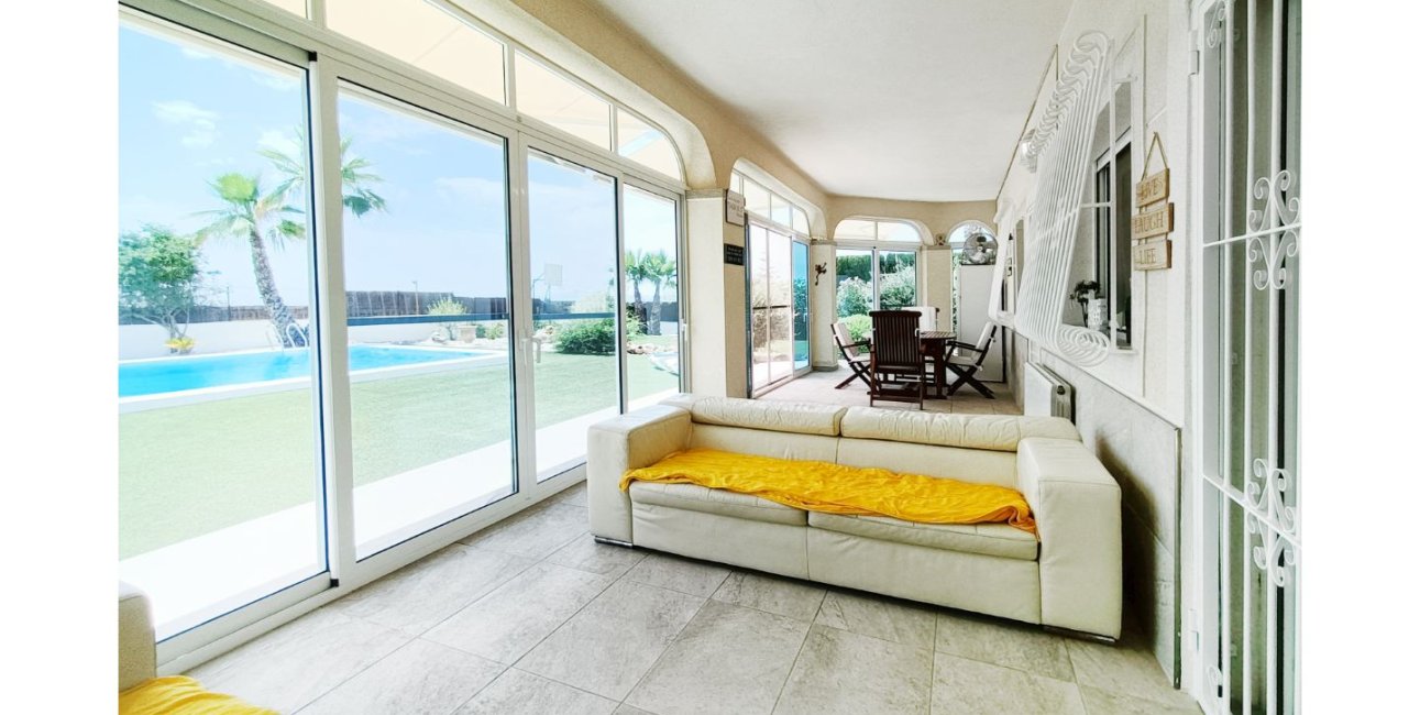 Rynek wtórny - Willa -
Gea Y Truyols