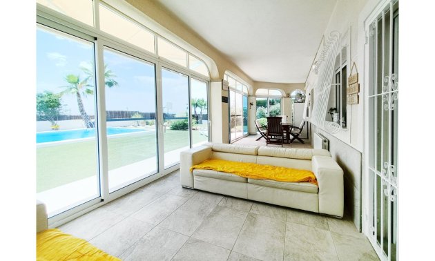 Rynek wtórny - Willa -
Gea Y Truyols