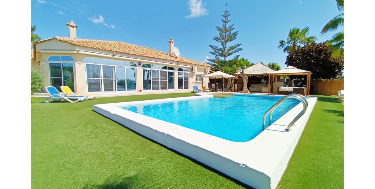 Rynek wtórny - Willa -
Gea Y Truyols