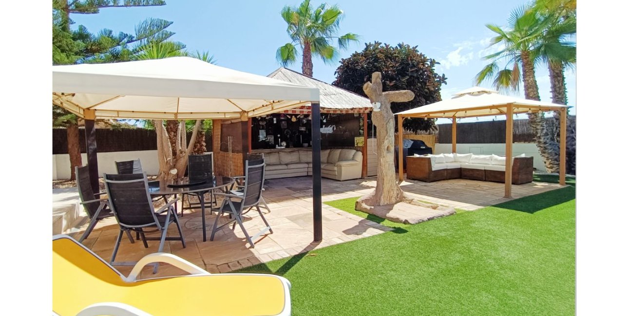 Rynek wtórny - Willa -
Gea Y Truyols