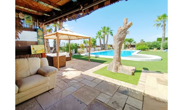 Rynek wtórny - Willa -
Gea Y Truyols