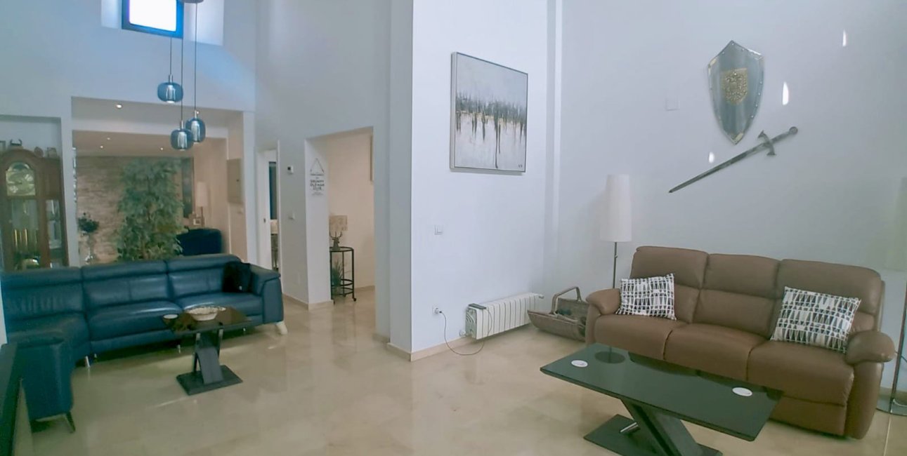 Resale - Villa -
El Valle Golf Resort - El Valle Golf Resort - Centre