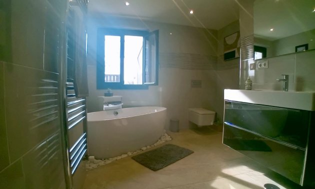 Resale - Villa -
El Valle Golf Resort - El Valle Golf Resort - Centre