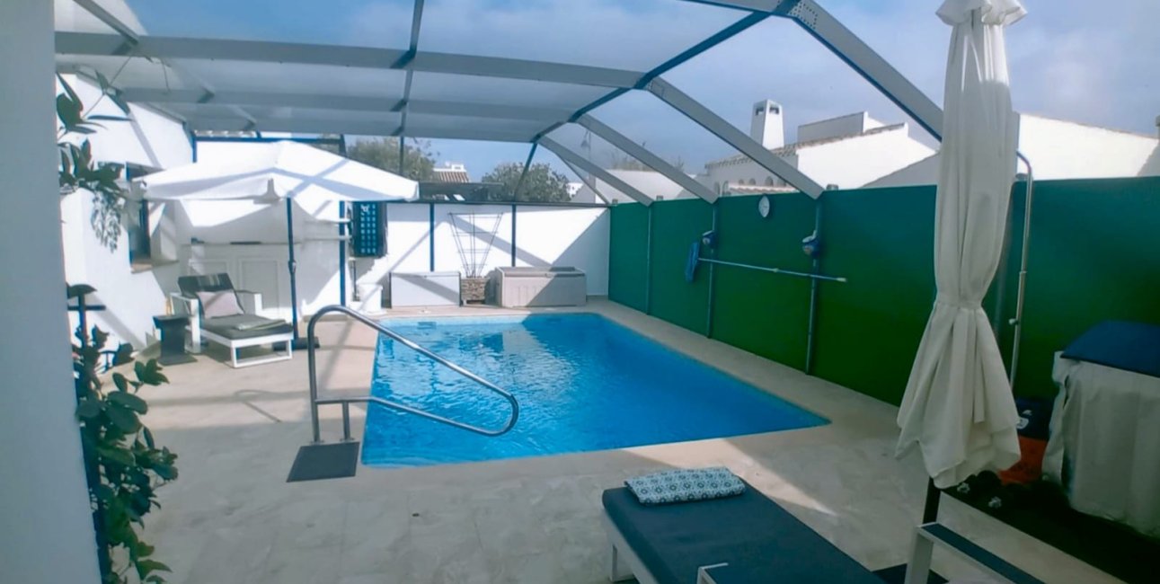 Resale - Villa -
El Valle Golf Resort - El Valle Golf Resort - Centre