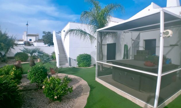 Resale - Villa -
El Valle Golf Resort - El Valle Golf Resort - Centre