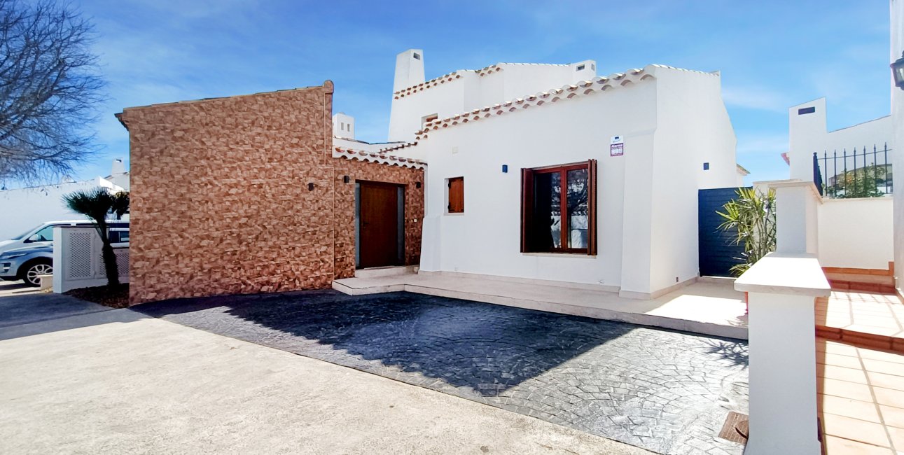 Resale - Villa -
El Valle Golf Resort - El Valle Golf Resort - Centre