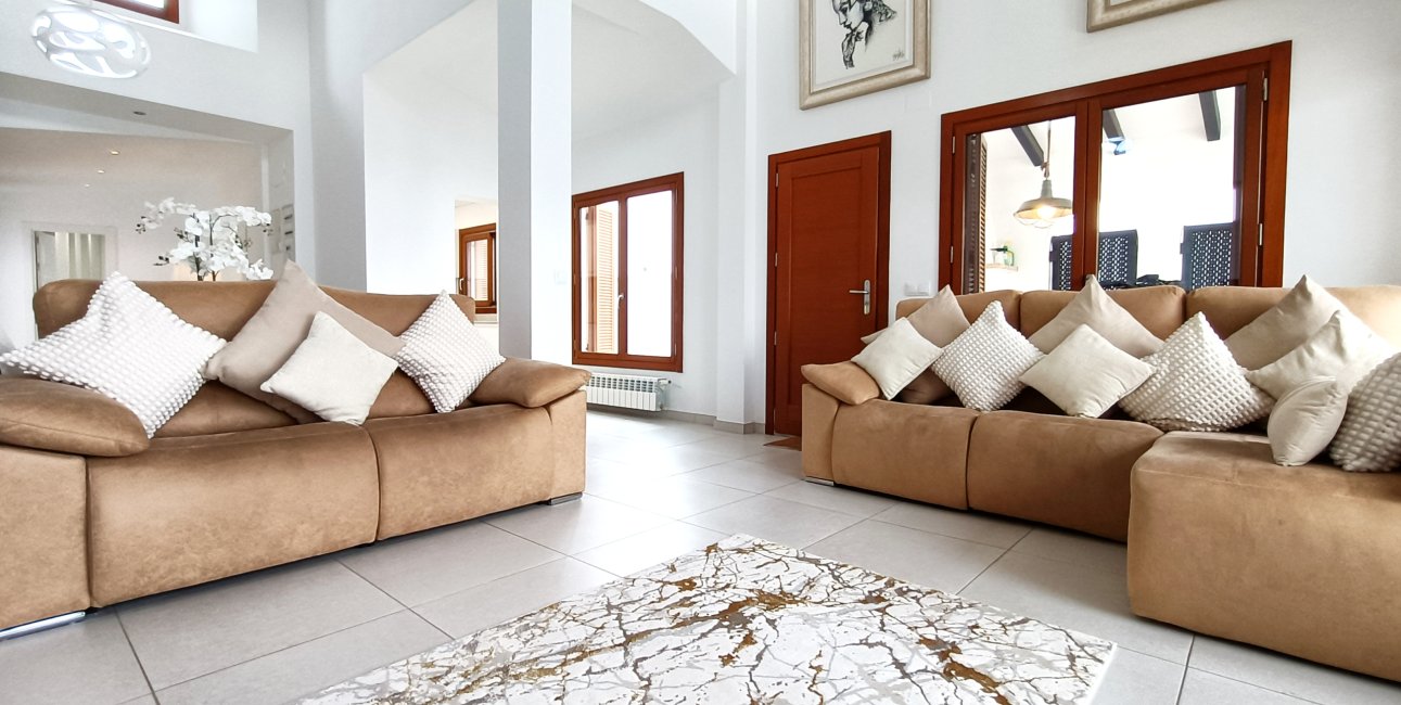 Resale - Villa -
El Valle Golf Resort - El Valle Golf Resort - Centre