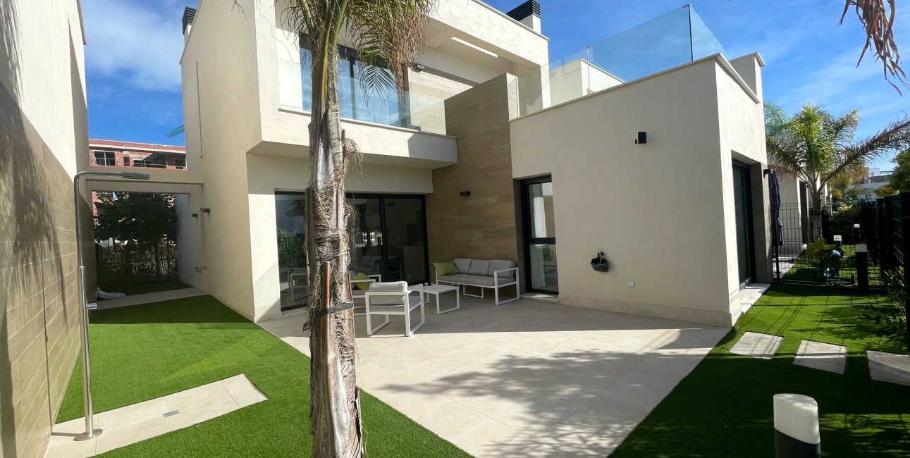 Resale - Villa -
Santa Rosalía - Santa Rosalía Lake & Life Resort