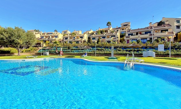 Rynek wtórny - Dom Szeregowy -
Orihuela Costa - Lomas de Campoamor