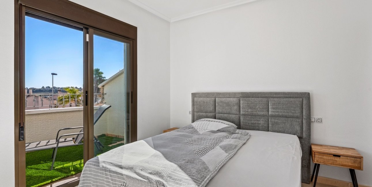 Resale - Townhouse -
San Miguel de Salinas