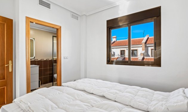 Resale - Townhouse -
San Miguel de Salinas