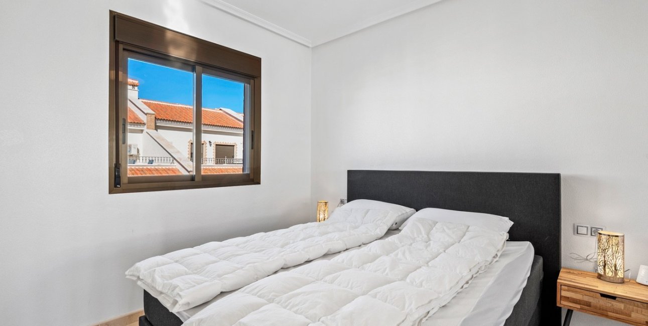 Resale - Townhouse -
San Miguel de Salinas