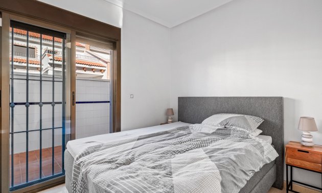 Resale - Townhouse -
San Miguel de Salinas