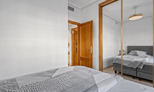 Resale - Townhouse -
San Miguel de Salinas