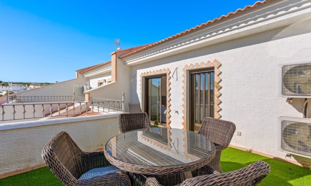 Resale - Townhouse -
San Miguel de Salinas