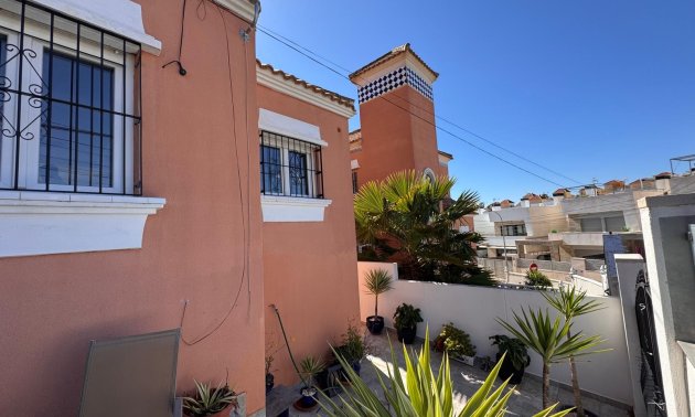 Resale - Villa -
San Miguel de Salinas - Blue Lagoon