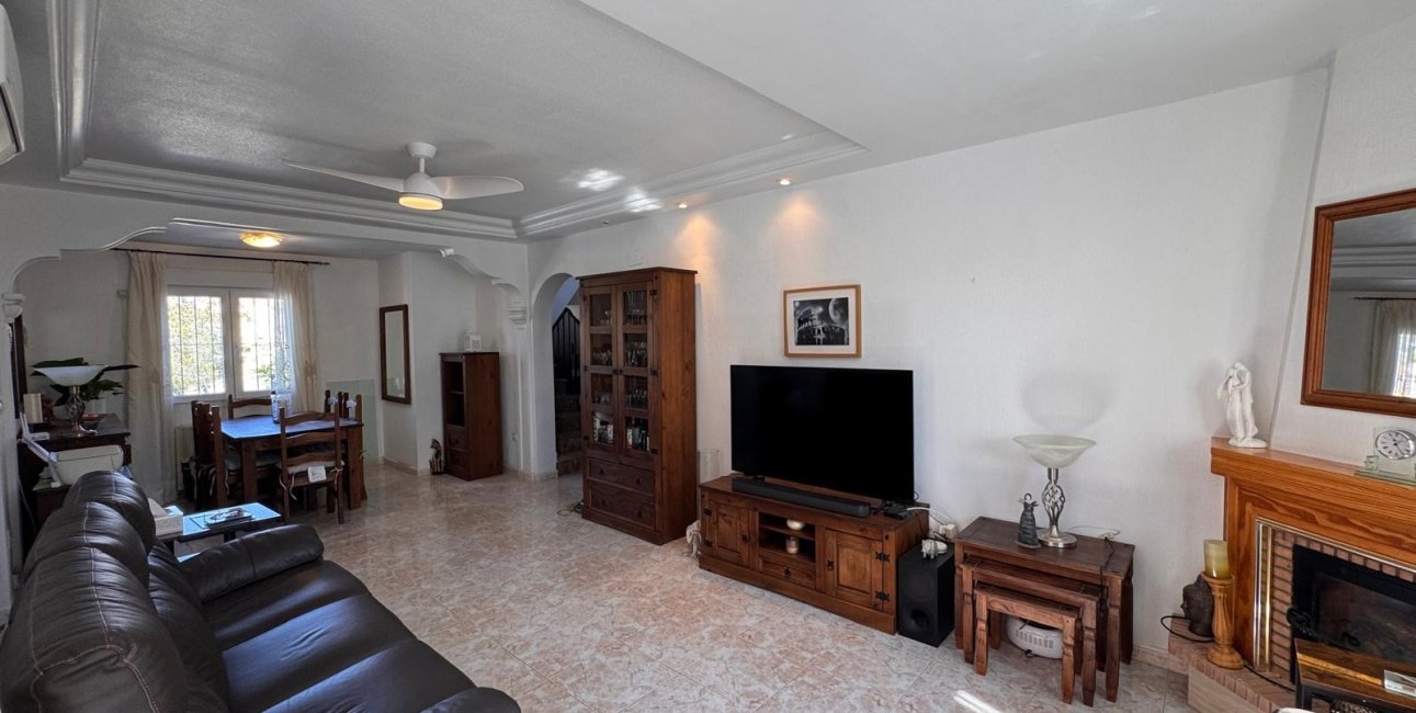 Resale - Villa -
San Miguel de Salinas - Blue Lagoon