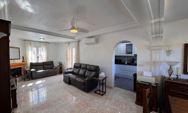 Resale - Villa -
San Miguel de Salinas - Blue Lagoon