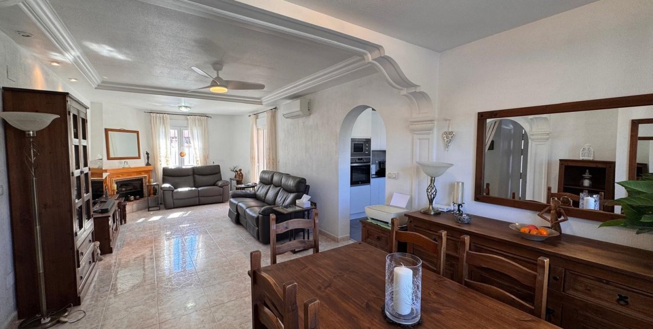 Resale - Villa -
San Miguel de Salinas - Blue Lagoon